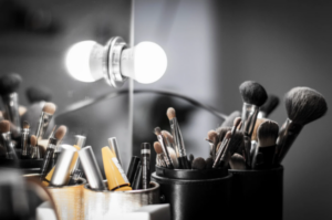 Miscellaneous Stage Makeup Kit Essentials 